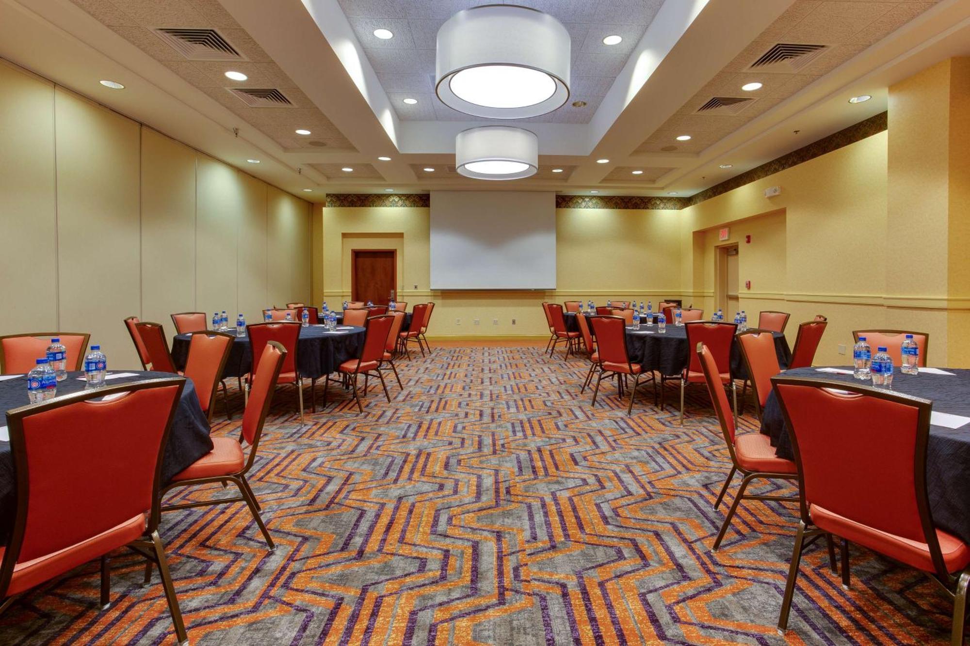 Drury Inn & Suites ويست دي موينز المظهر الخارجي الصورة