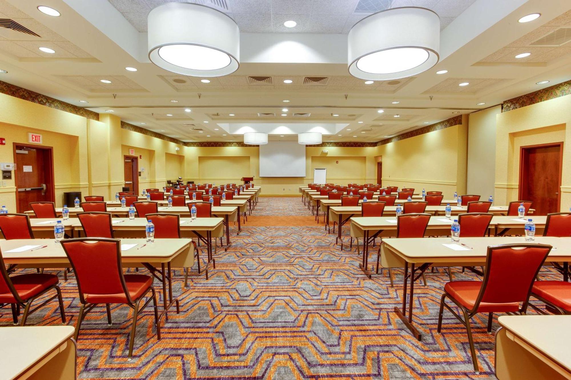 Drury Inn & Suites ويست دي موينز المظهر الخارجي الصورة