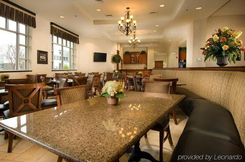 Drury Inn & Suites ويست دي موينز المظهر الخارجي الصورة